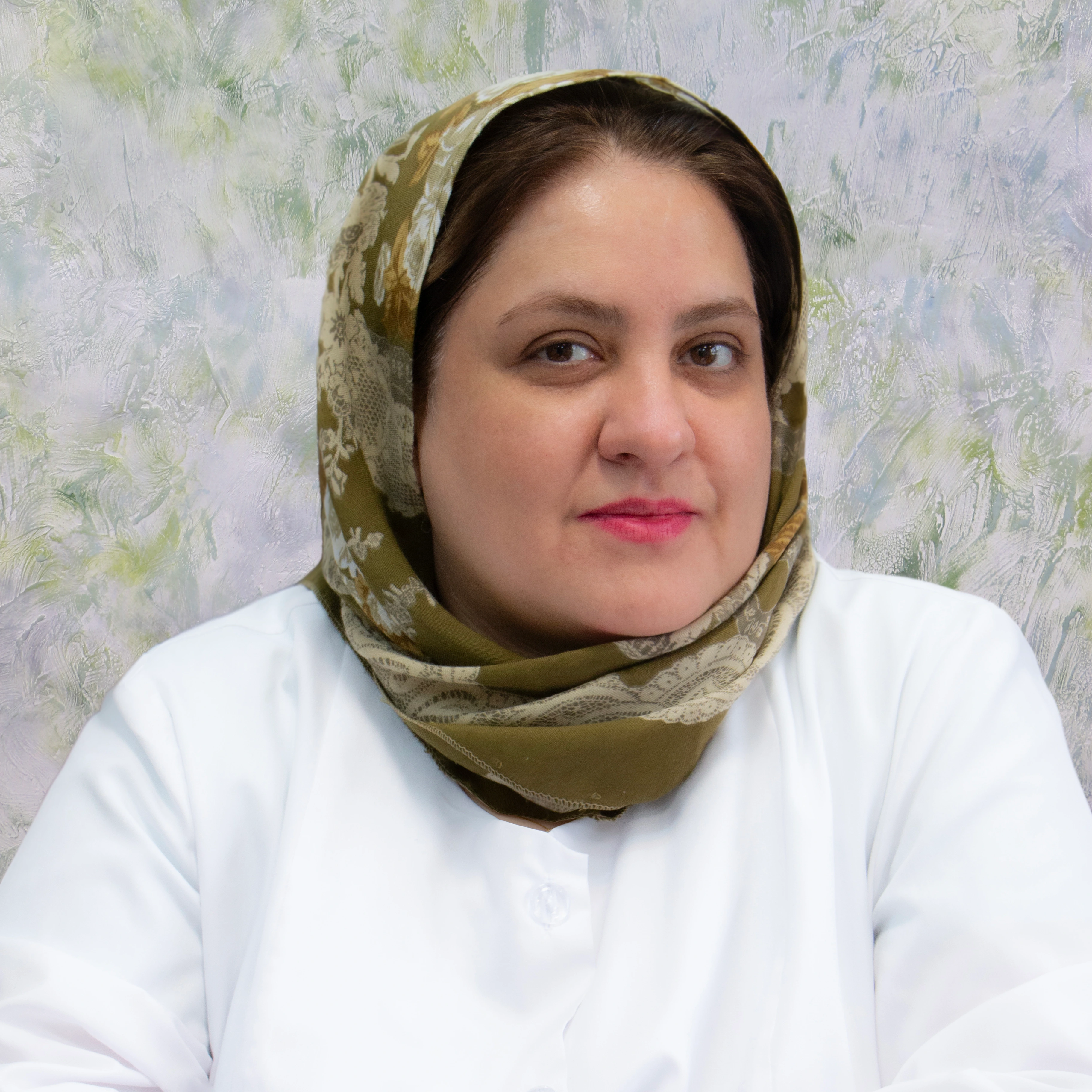 دکتر نسترن افلاطونیان